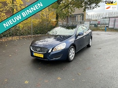 Volvo V60 - 1.6 D2 R-Design