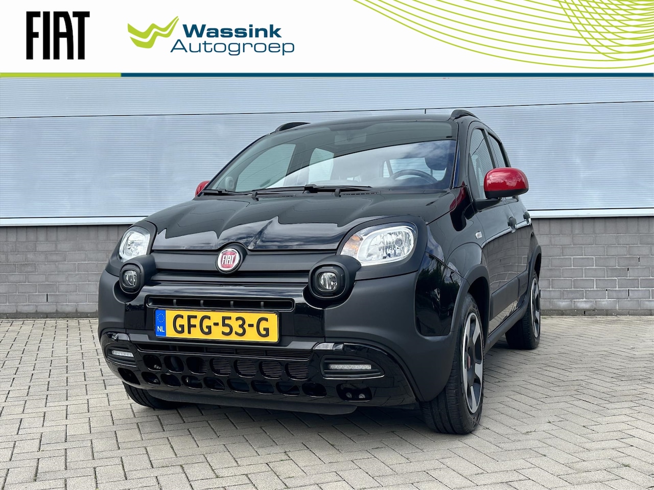 Fiat Panda - 1.0 70pk Hybrid Red Edition | Climate Control | 5 Zitter I U Connect - AutoWereld.nl