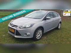 Ford Focus - 1.6 TI-VCT Titanium SUPER MOOIE AUTO DEALER ONDER HOUDEN ALLE INRUIL MOGELIJK