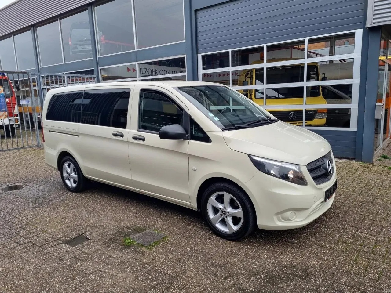 Mercedes-Benz Vito - 116 CDI Doppelkabin 5 Zitse Euro 6 320L - AutoWereld.nl