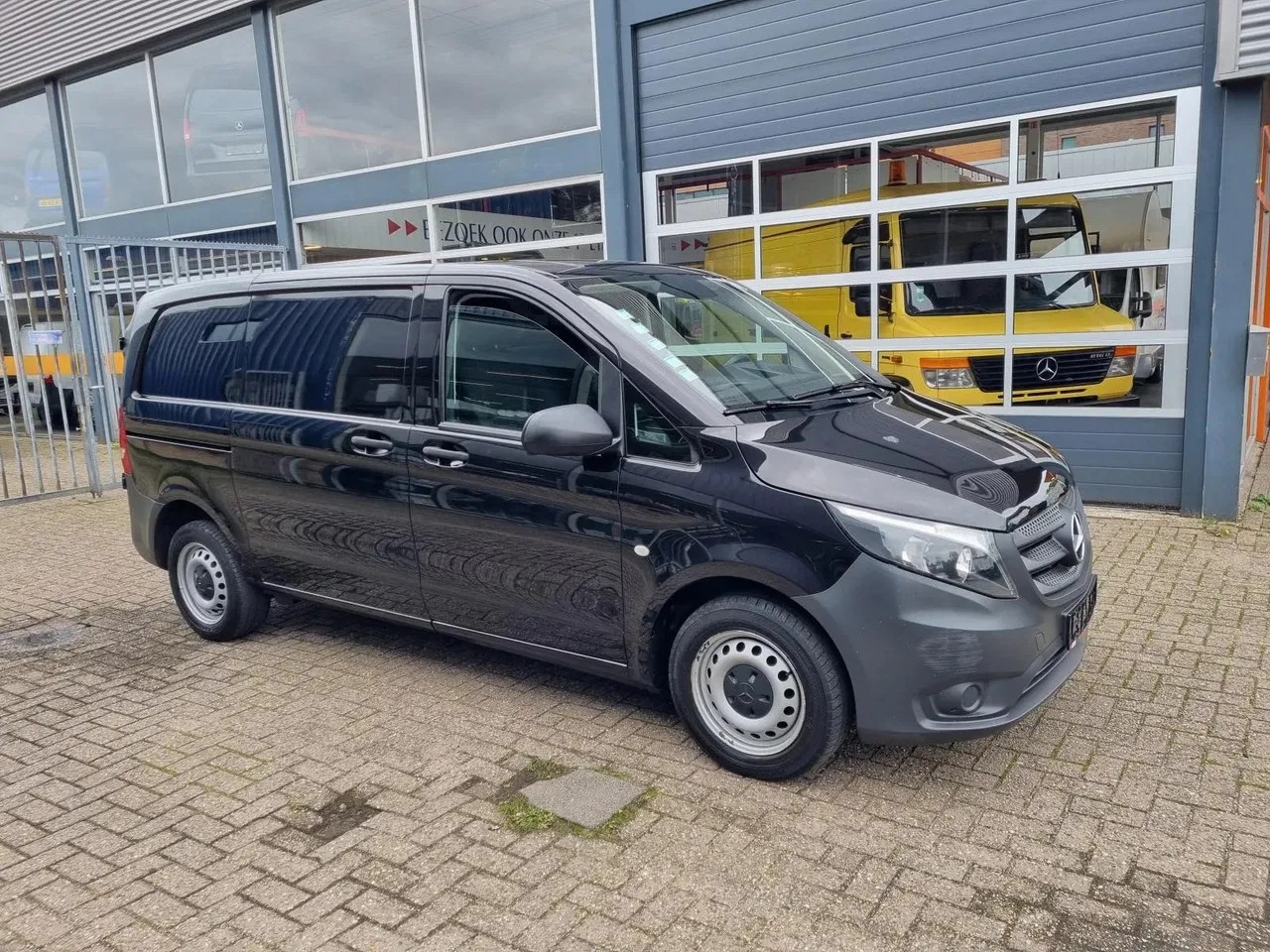 Mercedes-Benz Vito - 114 CDI/ Airco/ Navi/ E6 - AutoWereld.nl