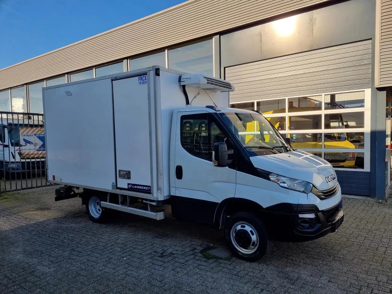 Iveco Daily - 35C14 KUHLKOFFER LBW THERMO-KING V300MAX ATP ST 230V EURO 6 - AutoWereld.nl