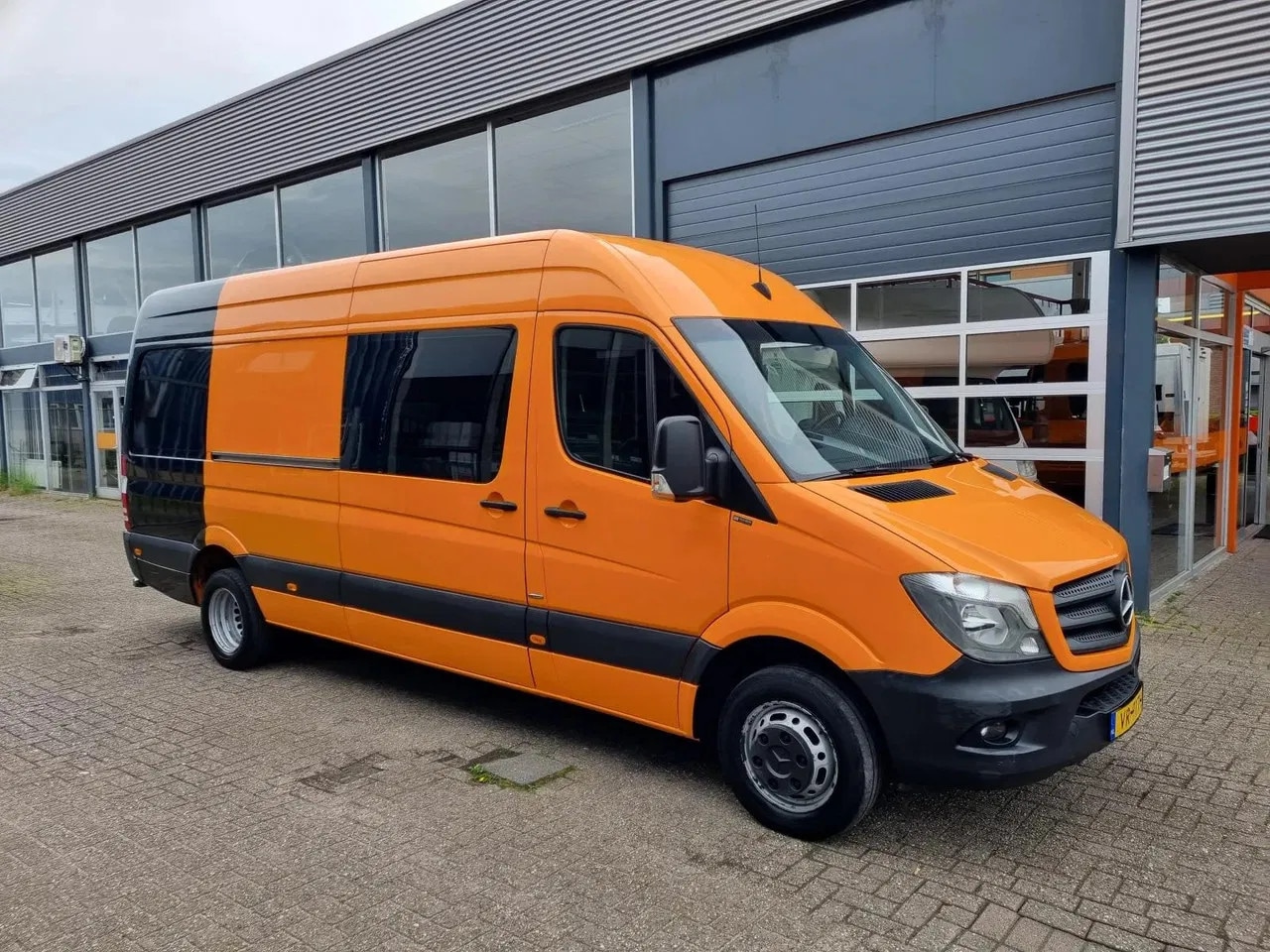 Mercedes-Benz Sprinter - 516 CDI/ Doka / Multicab / Aut/ Navi/ Airco/ EURO 6 - AutoWereld.nl