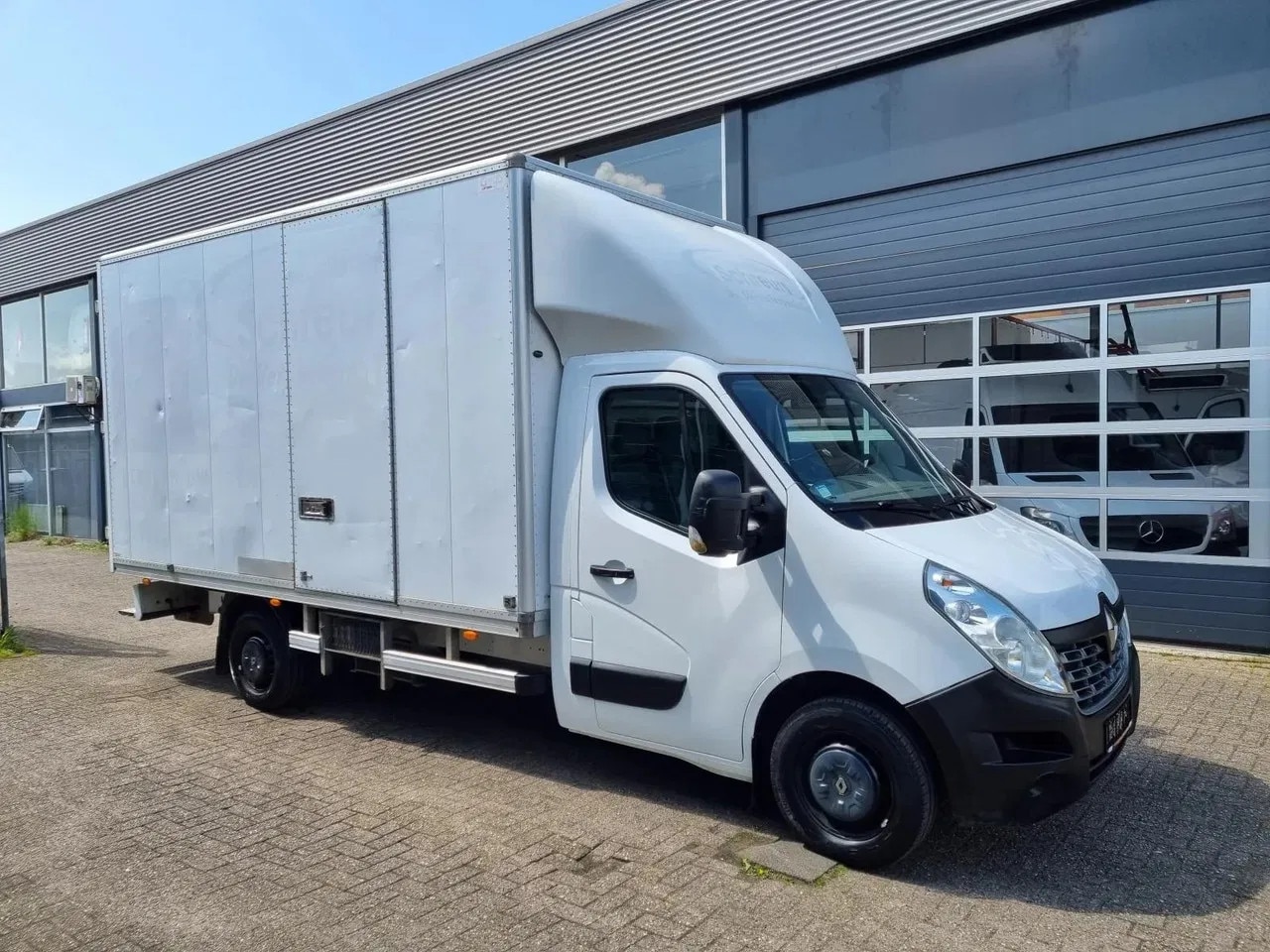 Renault Master - 2.3 DCI Bakwagen 21 m3 Euro 5B - AutoWereld.nl