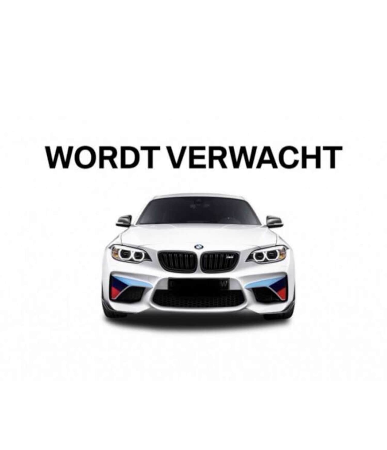 BMW 1-serie - M135i xDrive Panoramadak, Parkeerhulp - AutoWereld.nl