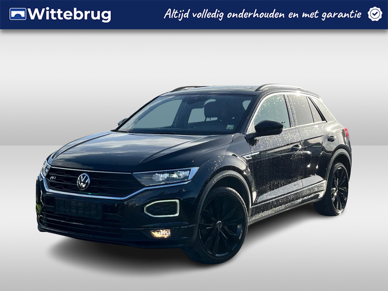 Volkswagen T-Roc - 1.5 TSI 150pk R-Line DSG AUTOMAAT Panorama dak / 2x R-LINE / Navigatie / APP Connect / LM - AutoWereld.nl