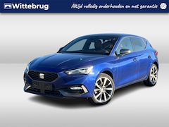 Seat Leon - 1.4 TSI eHybrid 204pk PHEV FR DSG AUTOMAAT Panorama dak / LM 18 inch / Navigatie / Park as