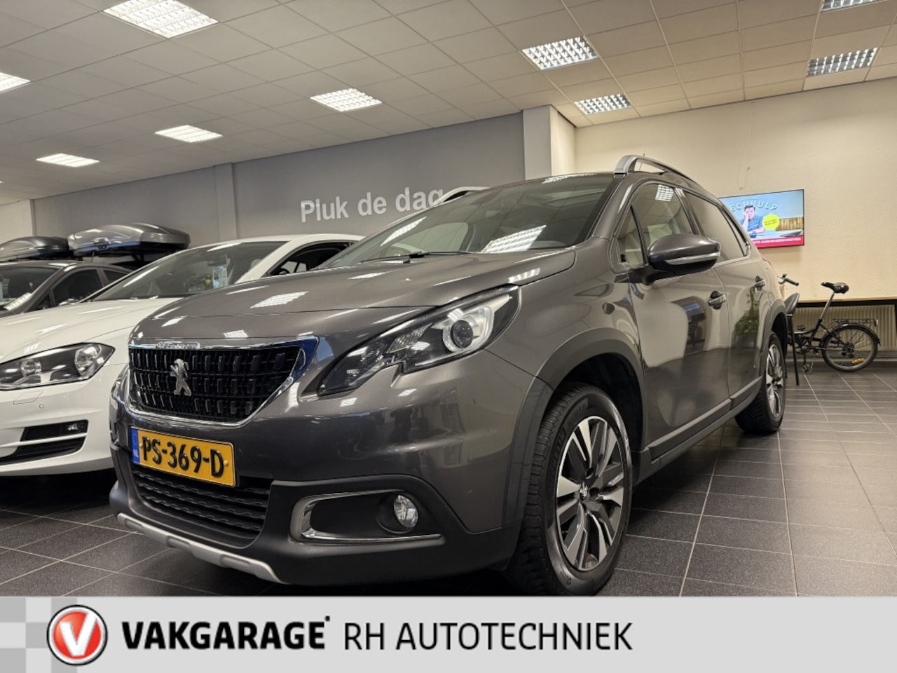 Peugeot 2008 - 1.2 PureTech Allure 1.2 PureTech Allure - AutoWereld.nl