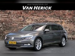 Volkswagen Passat Variant - 1.4 TSI ACT R-line | ACC | Open-dak | Camera | Velours