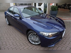 Alfa Romeo Giulia - 2.0T RWD Super Automaat