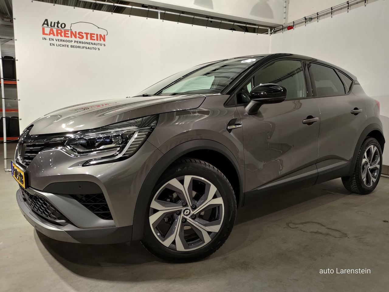 Renault Captur - 1.3 MHEV 160 R.S. LINE 116kw A.Camera / ACC / Carplay / Navi / ECC - AutoWereld.nl