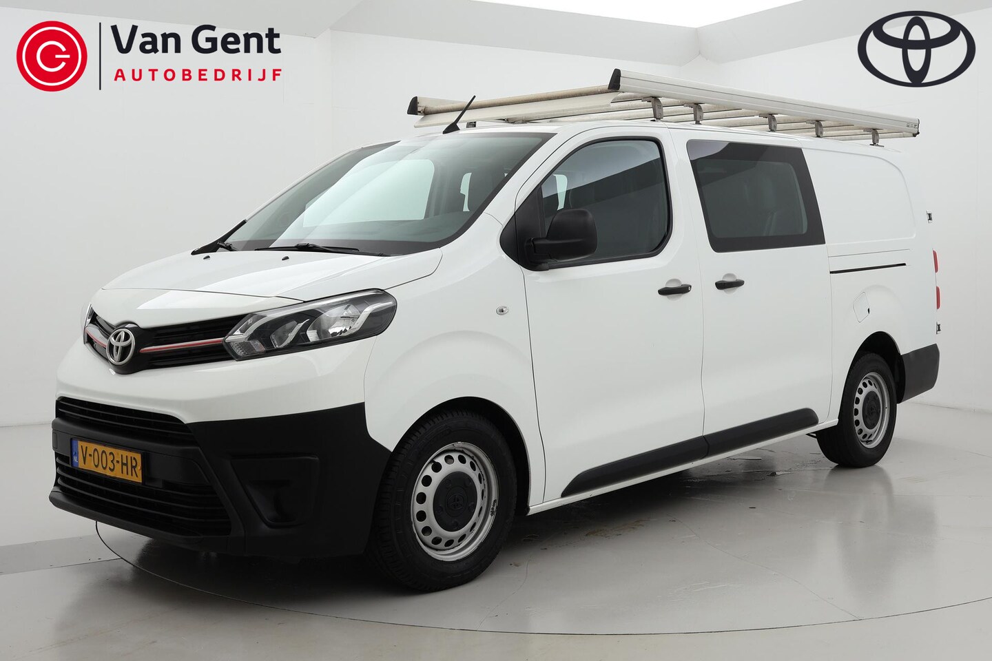 Toyota ProAce Worker - 1.6 D-4D Cool Comfort Long DC 1.6 D-4D Cool Comfort Long DC Trekhaak - AutoWereld.nl