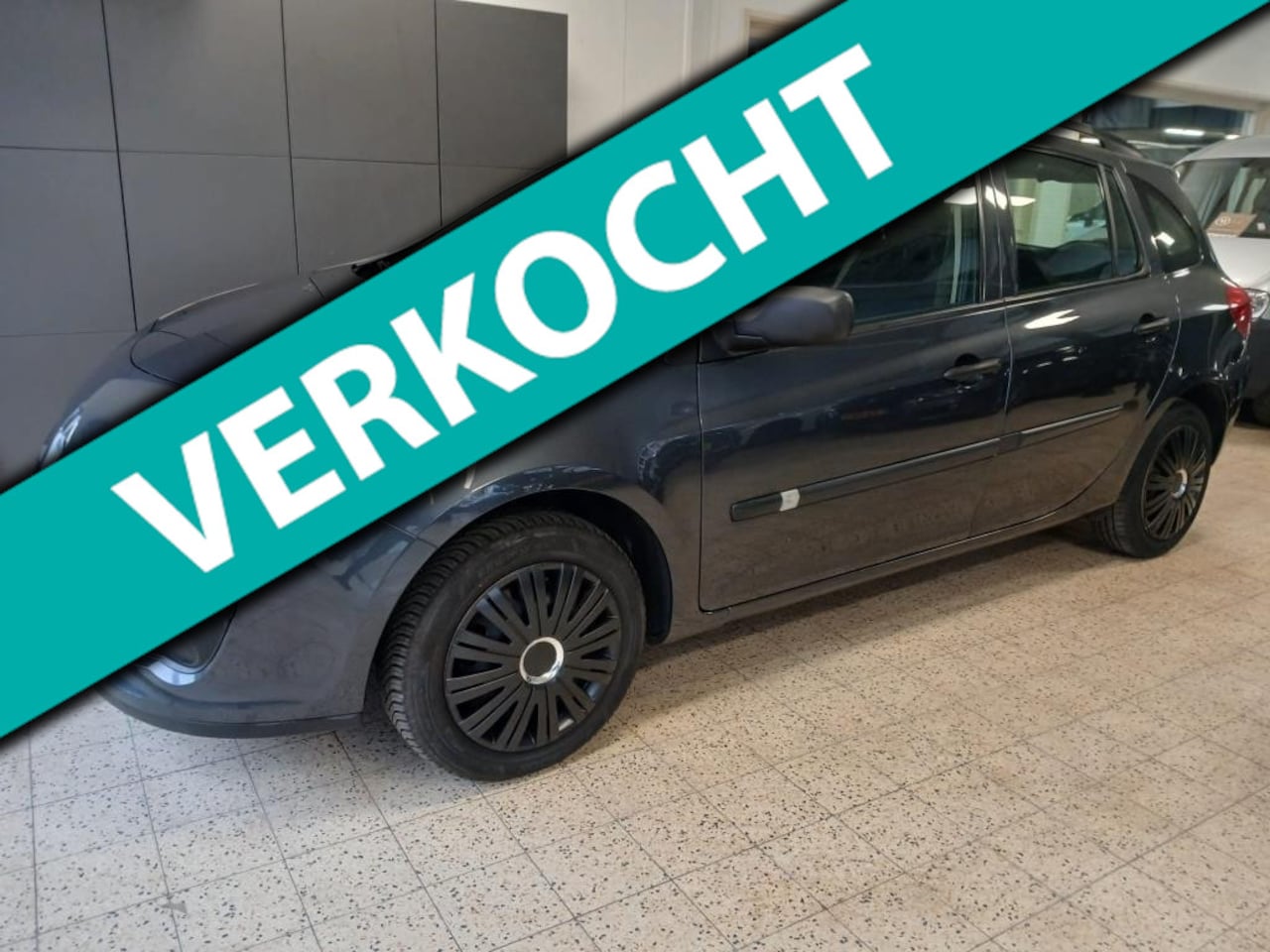 Renault Clio Estate - 1.2-16V Sélection 75PK Airco / Trekhaak / 5 Deurs - AutoWereld.nl