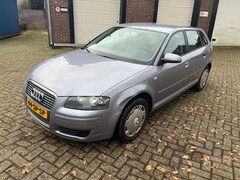 Audi A3 Sportback - 1.9 TDI Attraction CLIMA / CRUISE