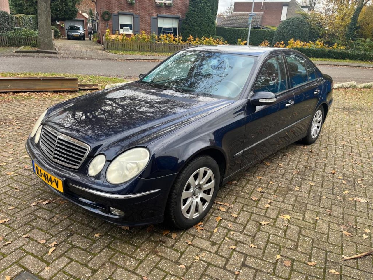 Mercedes-Benz E-klasse - 320 Avantgarde AUT / CLIMA / CRUISE - AutoWereld.nl