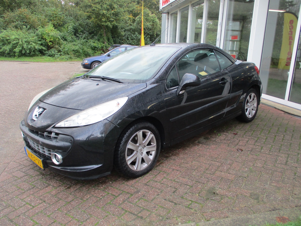 Peugeot 207 CC - 1.6 VTi Dak werkt niet! Handel/Export! - AutoWereld.nl