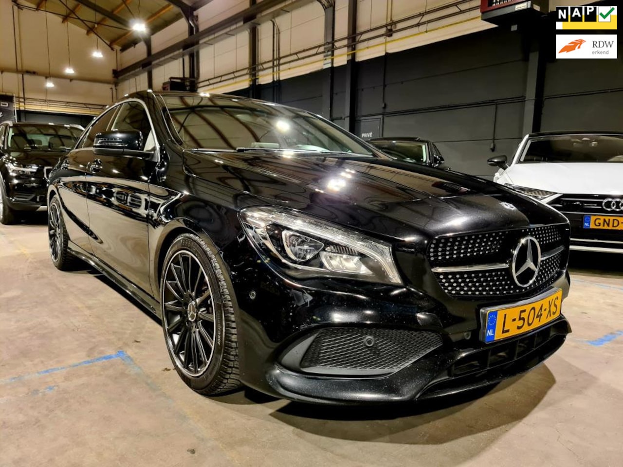 Mercedes-Benz CLA-Klasse - 180 Automaat - AMG Pakket - Navigatie - Camera - Xenon - LED - PDC - Cruise - AutoWereld.nl