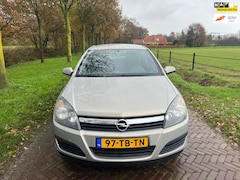 Opel Astra - 1.6 Edition