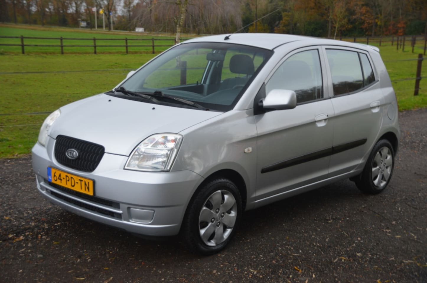 Kia Picanto - 1.1 LXE Grijs 2004 APK November 2025 - AutoWereld.nl