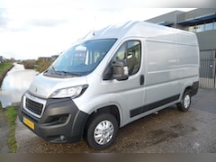 Peugeot Boxer - 330 2.0 BlueHDI L2H2 Premium Pack