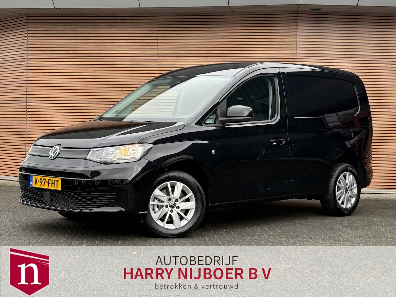 Volkswagen Caddy Cargo - 2.0 TDI Style Lm velgen / Navi / Airco / CarPlay / Betimmering - AutoWereld.nl