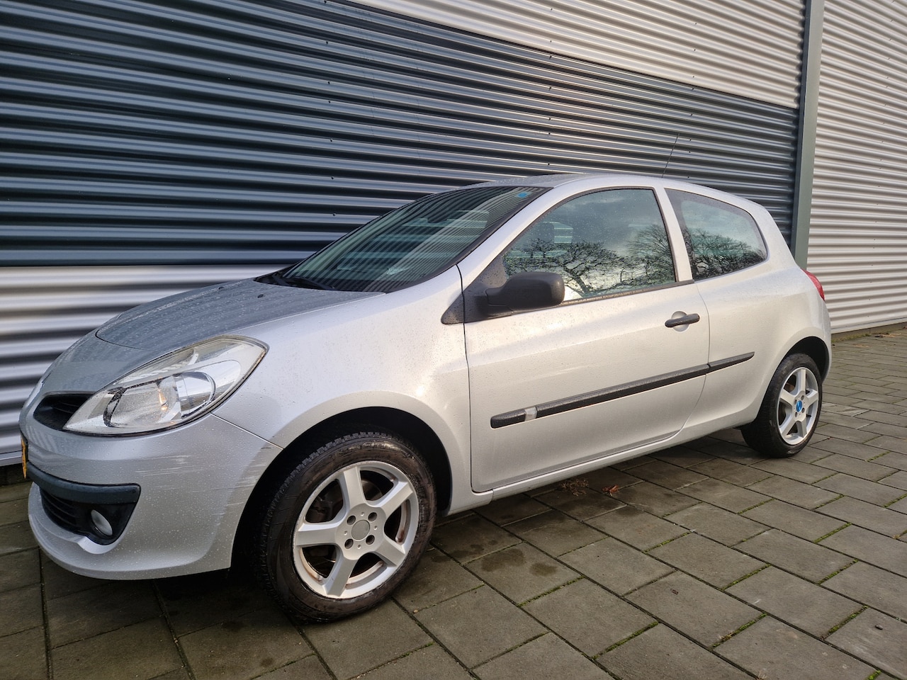 Renault Clio - 1.2-16V Special Line Leder NAP - AutoWereld.nl