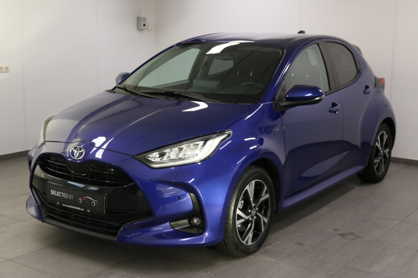 Toyota Yaris - 1.5 Hyb. Dynamic | Safety pack - AutoWereld.nl