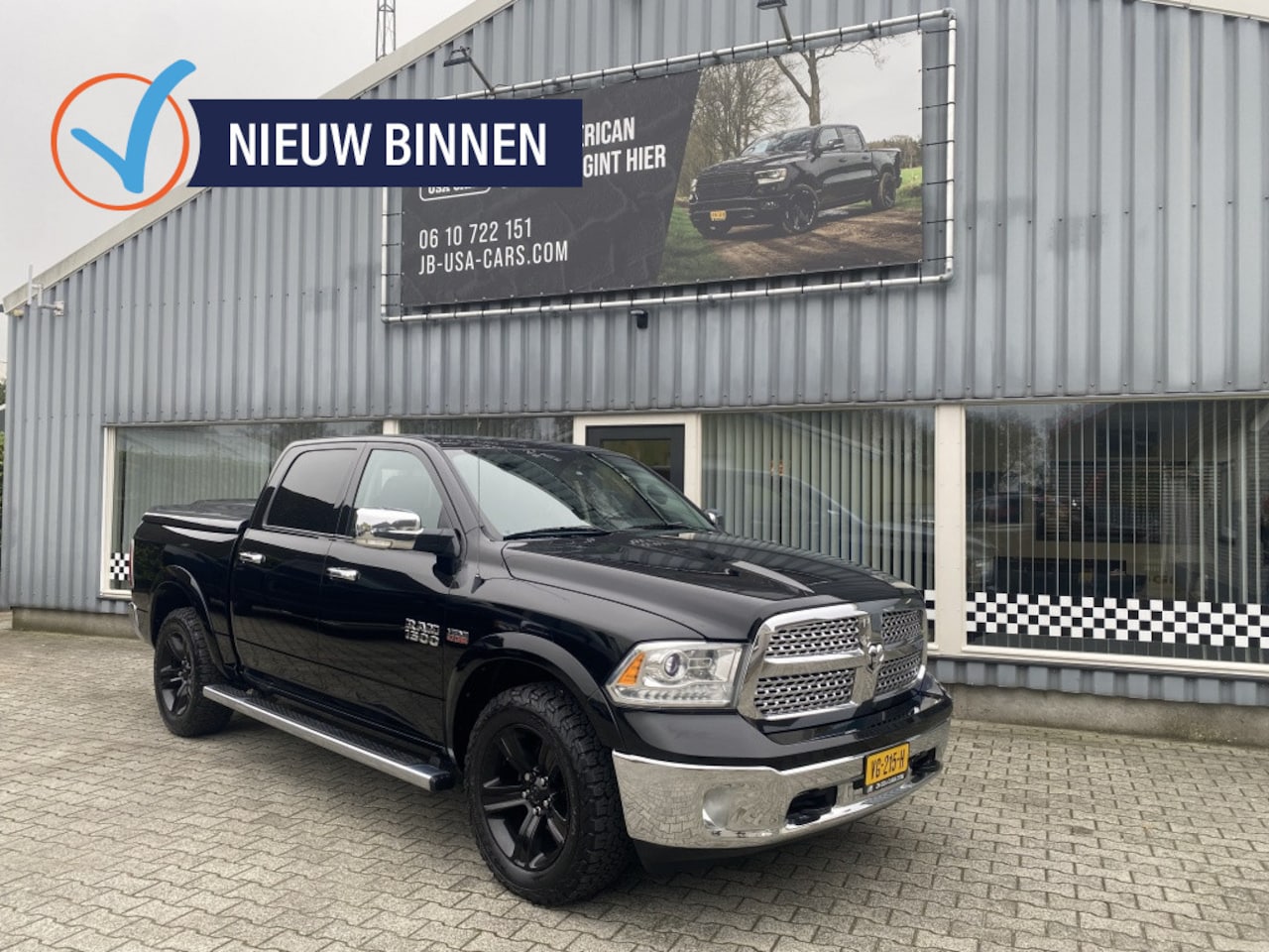 Dodge Ram - Laramie 5.7 V8 6 Zitplaatsen 8 Traps NAP - AutoWereld.nl