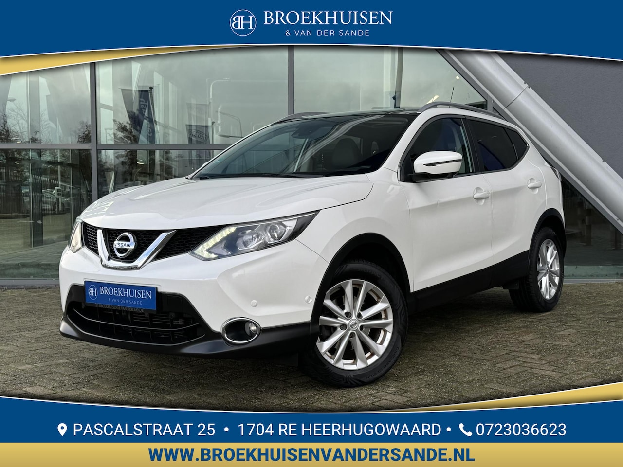 Nissan Qashqai - 1.2 Business Edition Automaat / Panoramadak / 360 Camera / Leder - AutoWereld.nl