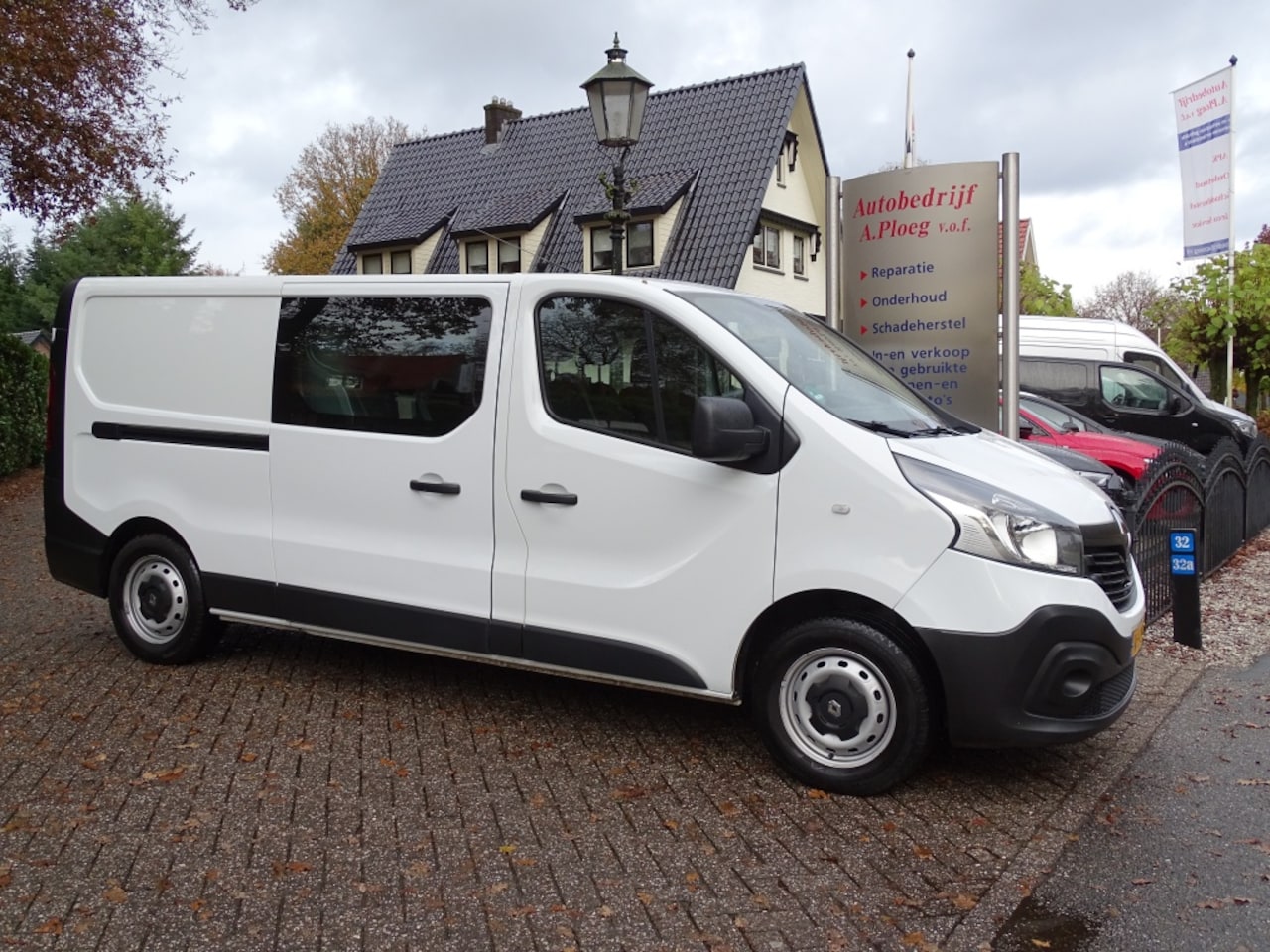 Renault Trafic - 1.6 dCi T29L2H1 DC 6 ZIT pl Navi Nette staat - AutoWereld.nl