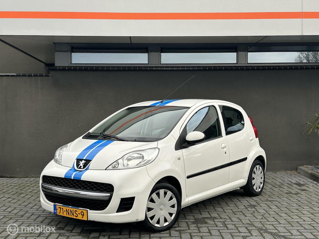 Peugeot 107 - 1.0-12V XS / Automaat / Super netjes Apk 05-25 - AutoWereld.nl