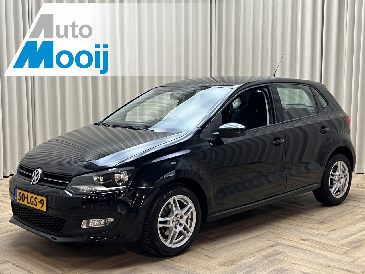 Volkswagen Polo - 1.4-16V Comfortline *Automaat*  Airco / Cruise control / 15" LMV /  Bluetooth / Org. NL + - AutoWereld.nl