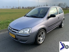 Opel Corsa - 3e eigenaar, APK 11-3-2025, Lichtmetaal, Inruil mogelijk 1.2-16V Essentia