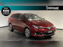 Toyota Auris Touring Sports - 1.8 Hybrid Dynamic Go NL-AUTO | 1E EIG. | DEALER ONDERHOUDEN | PANORAMADAK | CAMERA |