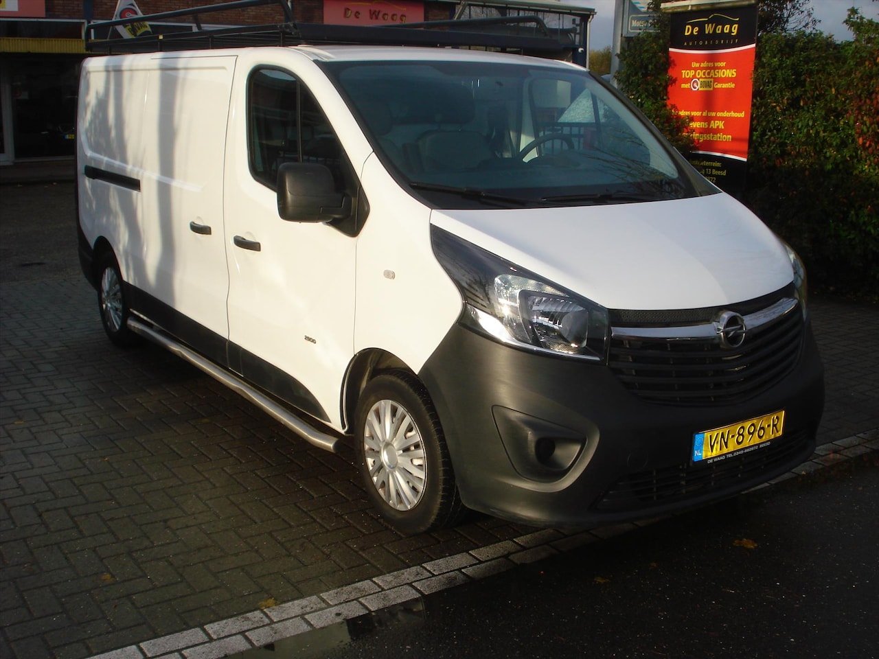 Opel Vivaro - 1.6D 85KW L2-H1 AIRCO-NAVI - AutoWereld.nl