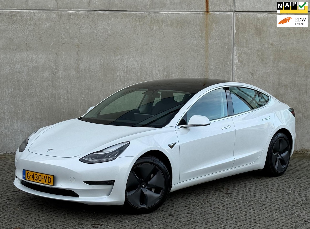 Tesla Model 3 - Long Range RWD Long Range AWD 75 kWh 2019 Wit AUTOPILOT|NAP - AutoWereld.nl