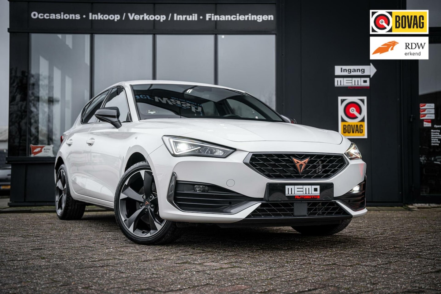 CUPRA Leon - 1.4 e-Hybrid VZ Performance*KEYLESS*CARPLAY*SFEER - AutoWereld.nl