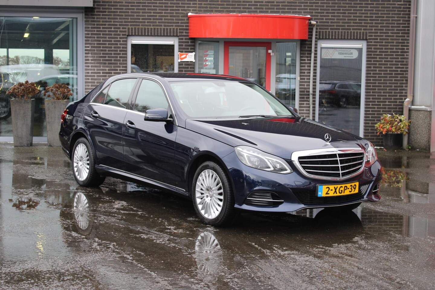 Mercedes-Benz E-klasse - 250 Ambition Elegance N.A.P./Led/Trekhaak/Pdc - AutoWereld.nl