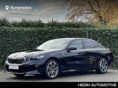 BMW 5-serie - 520i | M-Sport | Harman/kardon | Stoelverw. + ventilatie | Comfort zetels | Park + driving