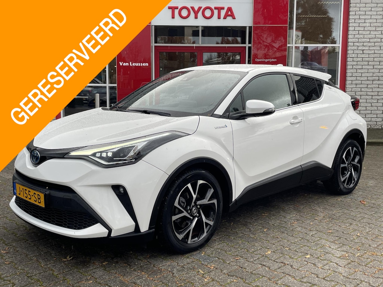 Toyota C-HR - 1.8 HYBRID FIRST EDITION STOELVERW BLIND-SPOT PARK-SENSOREN JBL-AUDIO NAVI APPLE/ANDROID N - AutoWereld.nl