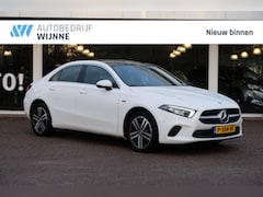 Mercedes-Benz A-klasse - 250 e 218pk Aut. Premium Plus | Navi | Panoramadak | PDC | Sportstoelen