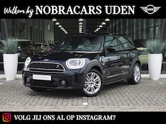 MINI Countryman - Cooper SE ALL4 Automaat / Panoramadak / Achteruitrijcamera / LED / Apple CarPlay / Comfort