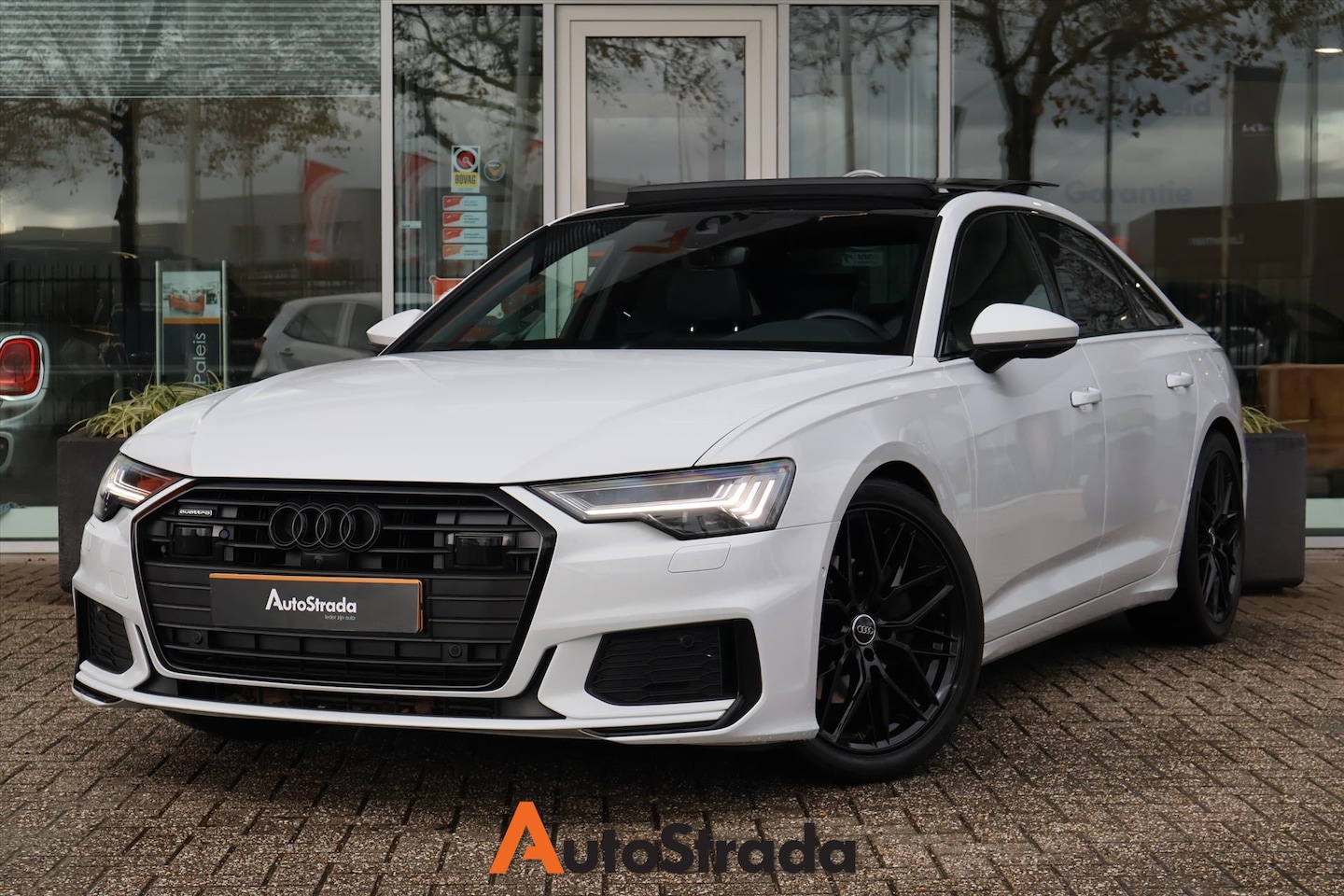 Audi A6 Limousine - 45 TFSI Quattro S-Line 245pk Pano | Matrix | 360 Camera | B&O | Carplay | Virtual | Ambien - AutoWereld.nl