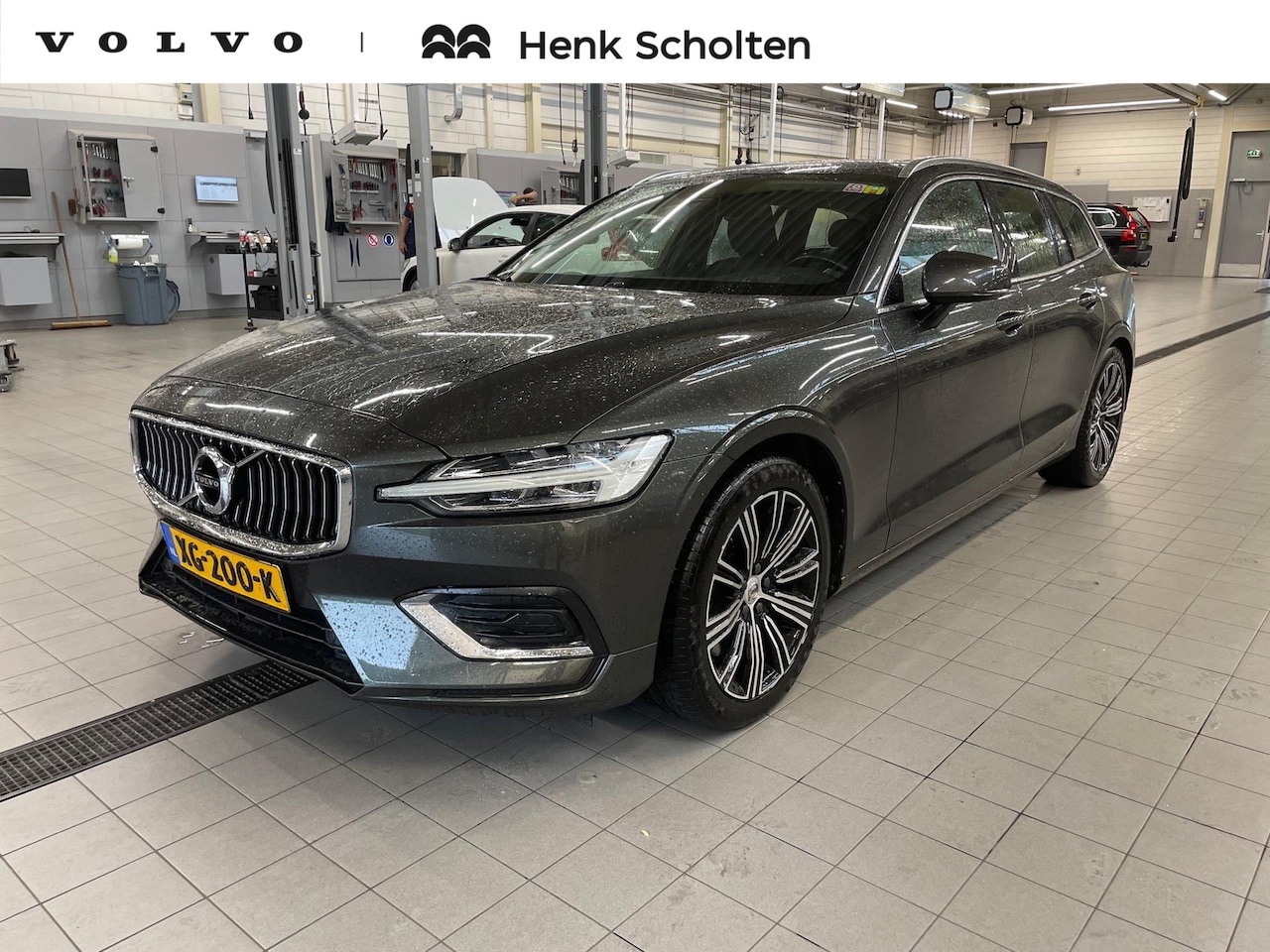 Volvo V60 - T5 AUT8 251PK Inscription, Getint Glas Achter, DAB Ontvanger, Lederen Bekleding, Verwarmba - AutoWereld.nl