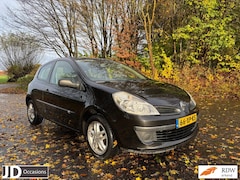 Renault Clio - 1.4-16V Business Line