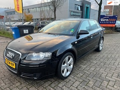 Audi A3 Sportback - 1.6 FSI Attraction|Lmv|Bose|Cruisecontrole|