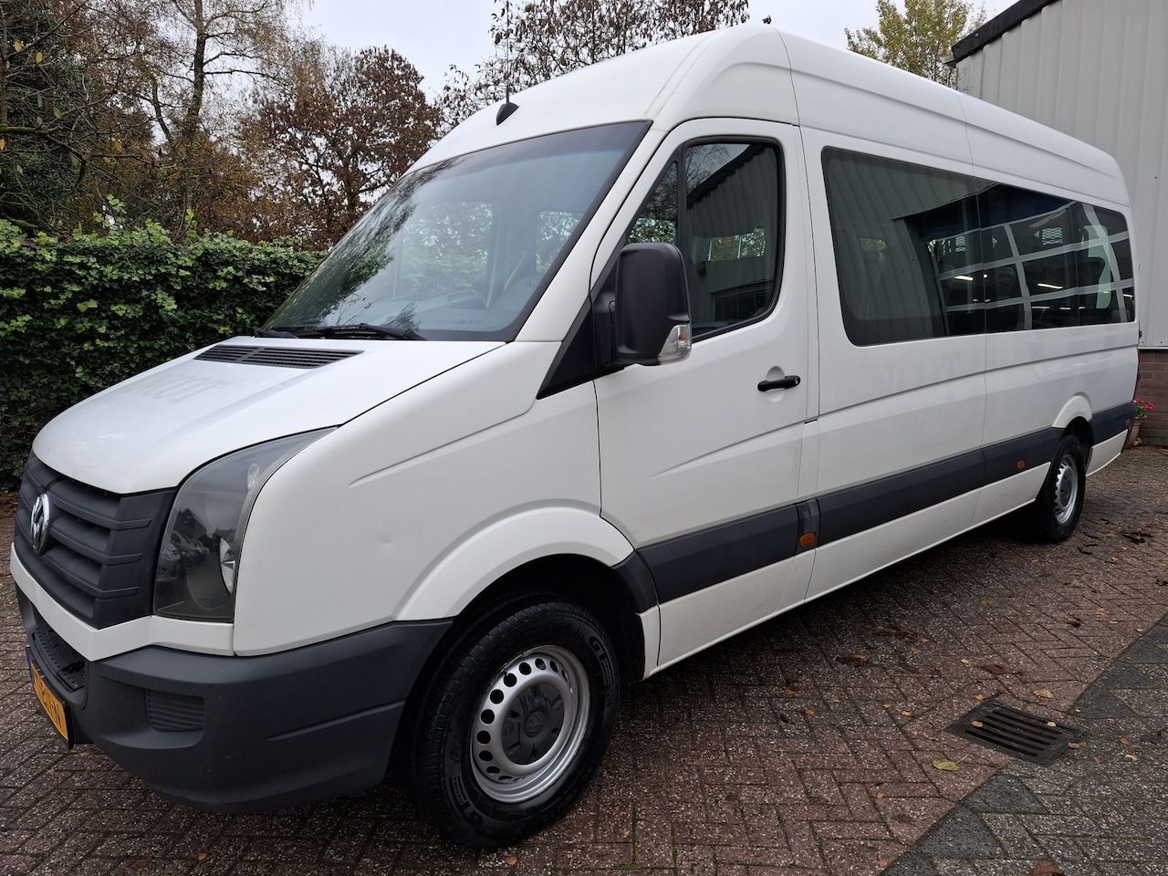 Volkswagen Crafter - 35 2.0 TDI L3H2 BM 27750.- INCL BTW 9-PERSOONS ROLSTOEL LIFT 114PK - AutoWereld.nl