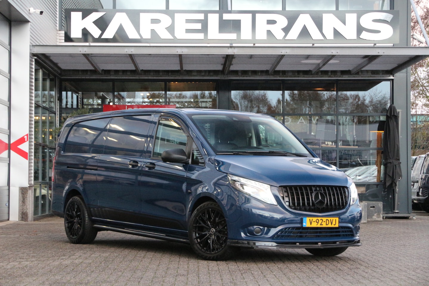 Mercedes-Benz Vito - 190PK CDI | Aut. | XL | 2x Schuifdeur | Standkachel | Navi | Clima.. - AutoWereld.nl