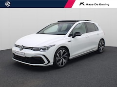 Volkswagen Golf - 1.5eTSI/150PK R-Line Blackstyle DSG · Panoramadak · Navigatie · Stoel-&stuurverwarming · G