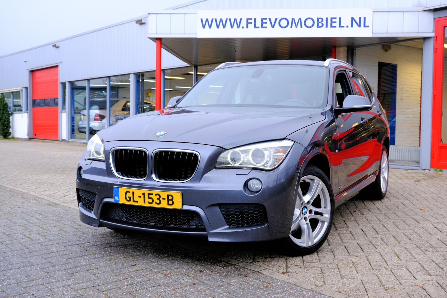 BMW X1 - SDrive20i 184pk Executive Aut. Xenon|Leder|Sportstoelen|Navi|Clima - AutoWereld.nl